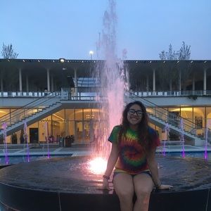 Meet your Posher, Raena